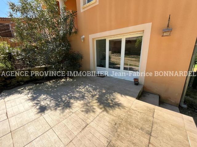Appartement vente à Rochegude