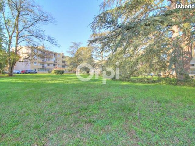 Appartement vente à Meyzieu