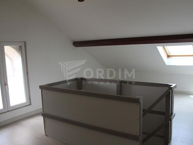 Appartement location à Vauguillain, Saint-Julien-du-Sault