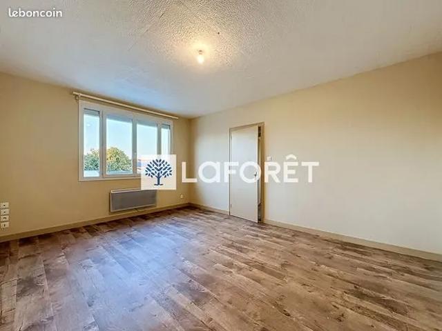 Appartement location à La Mactière, Combrand