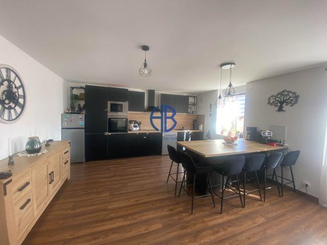 Appartement vente à La Tour-du-Pin, Vézeronce-curtin