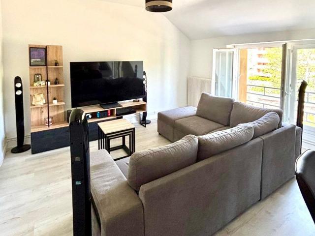 Appartement location à Villefranche-de-Rouergue, Decazeville