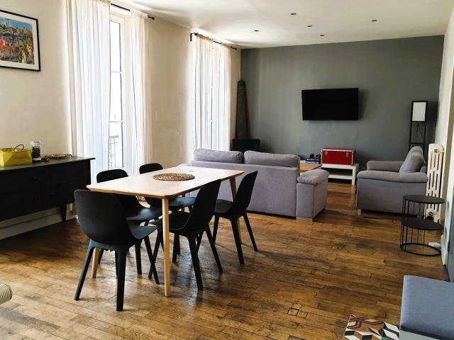 Appartement vente à Parking Place du Martroi, Orléans
