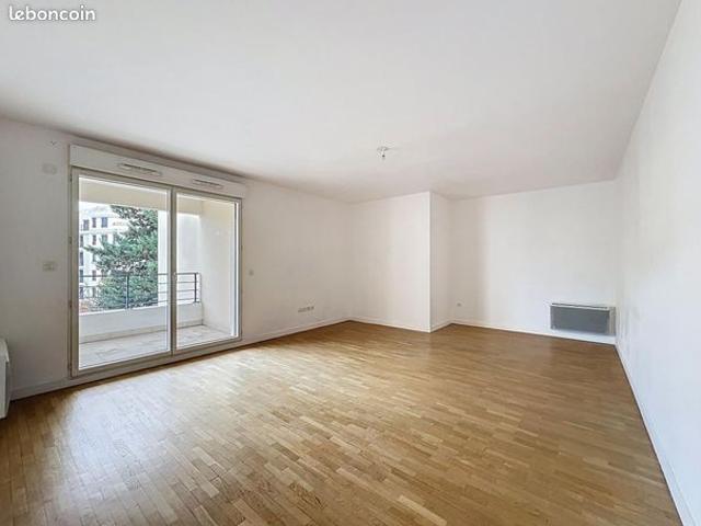 Appartement vente à Nanterre, Suresnes