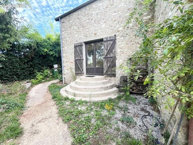 Appartement vente à Saint-Germain-de-la-Grange, Yvelines