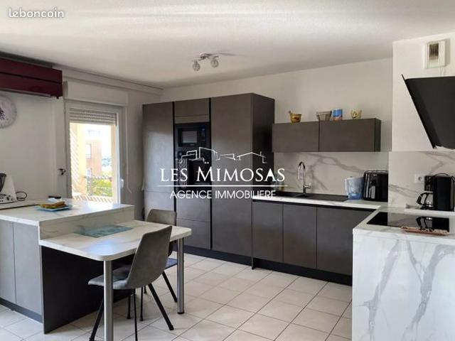 Appartement vente à Arrondissement de Draguignan, Saint-raphaël