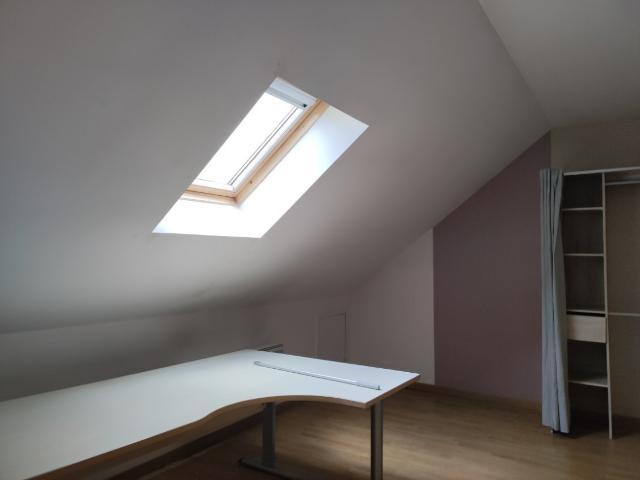 Appartement vente à Zone artisanale de le Croix Saint-Mathieu, Gallardon