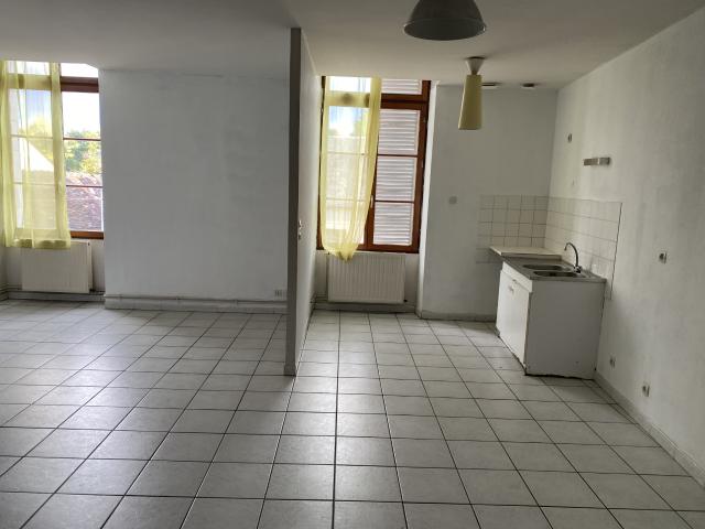 Appartement location à Saint-Amand-Montrond, Châteauneuf-sur-cher