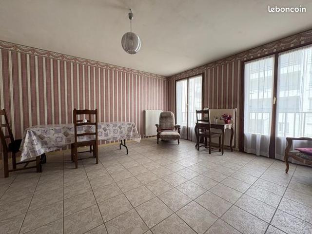 Appartement vente à Créteil, Le Plessis-trévise
