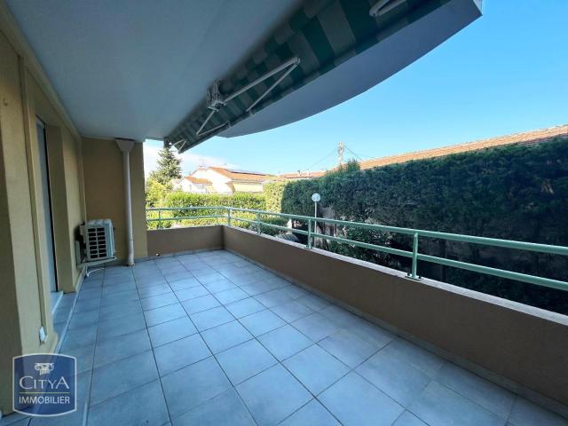 Appartement location à Arrondissement de Draguignan, Saint-raphaël