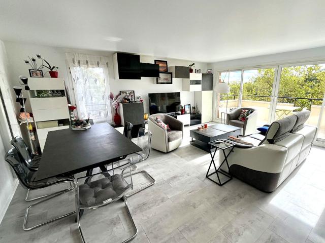 Appartement vente à La Tour, Cergy