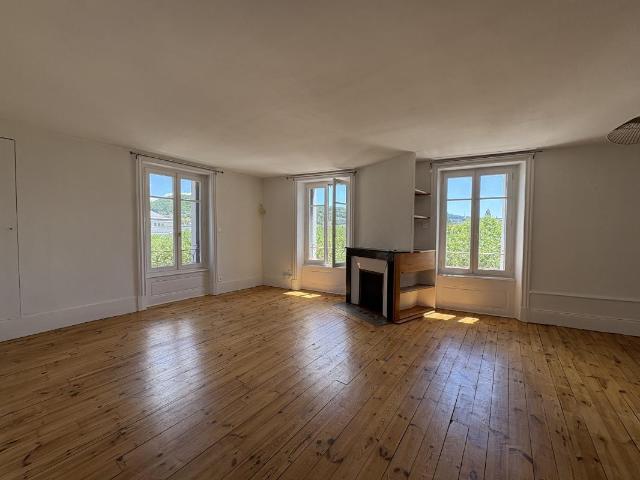 Appartement location à Le Puy-en-Velay, Le Puy-en-velay