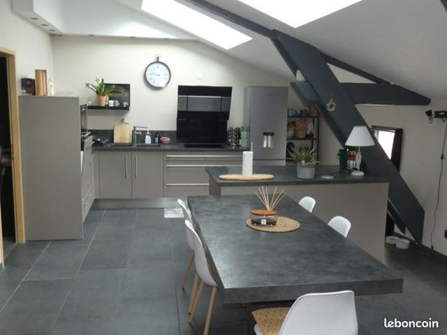 Appartement vente à Sainte-Sigolène, Haute-Loire