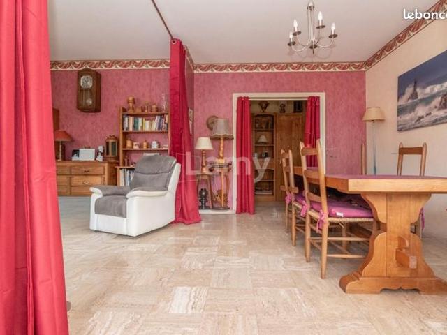 Appartement vente à Lons-le-Saunier, Jura