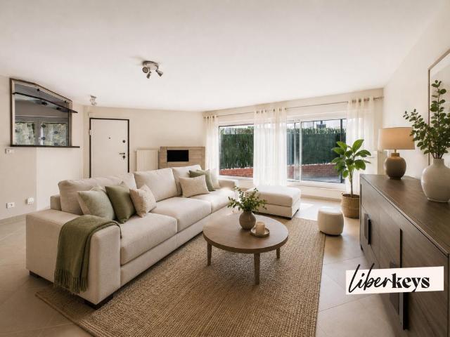 Maison vente à Versailles, Plaisir
