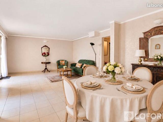 Appartement vente à Arrondissement de Draguignan, Saint-raphaël