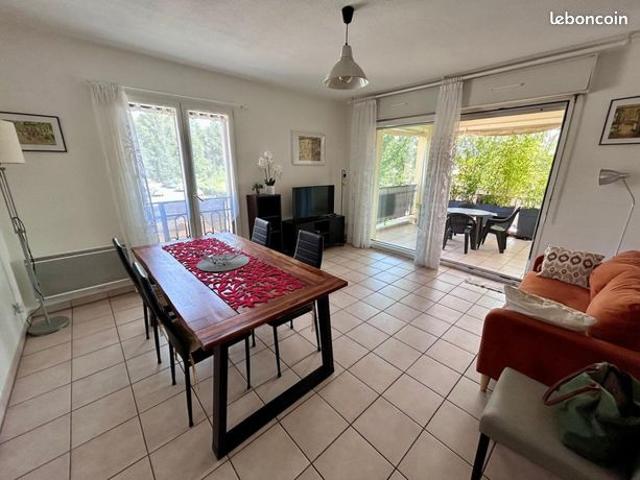 Appartement vente à Arrondissement de Draguignan, Grimaud