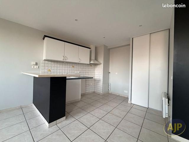 Appartement vente à Saintes, Gémozac