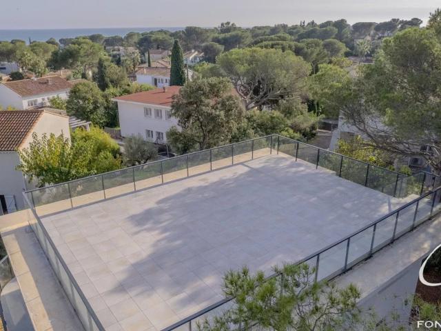 Appartement vente à Arrondissement de Draguignan, Saint-raphaël