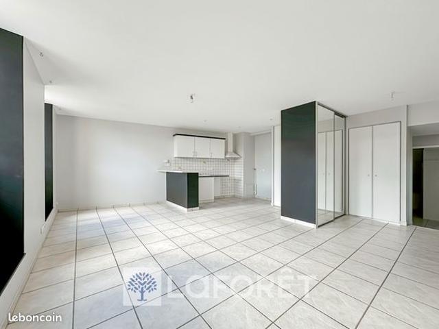 Appartement vente à Saintes, Gémozac
