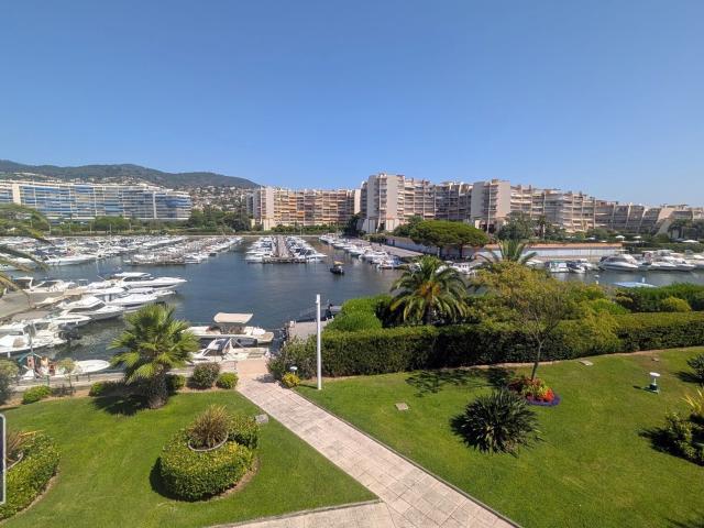 Appartement vente à Grasse, Mandelieu-la-napoule