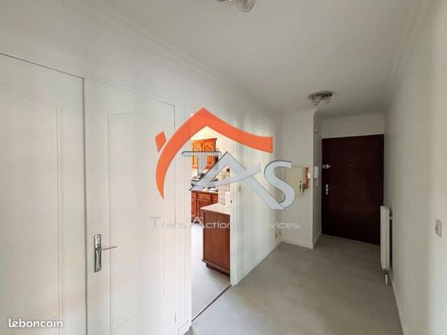 Appartement vente à Saint-Étienne, Firminy