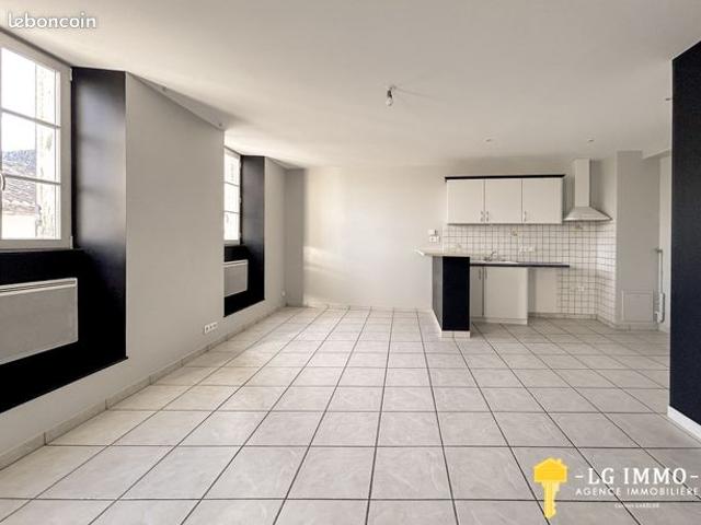 Appartement vente à Saintes, Gémozac