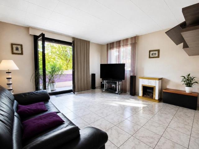 Appartement vente à Saint-Julien-en-Genevois, Gaillard