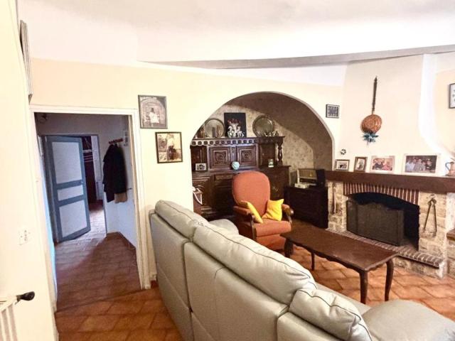 Appartement vente à Brignoles, Cotignac