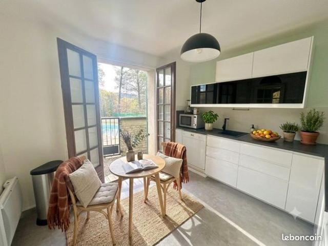 Appartement vente à Gréoux-les-Bains, Alpes-de-Haute-Provence