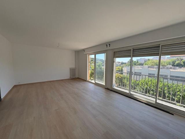 Appartement vente à Aix-en-Provence, Aix-en-provence