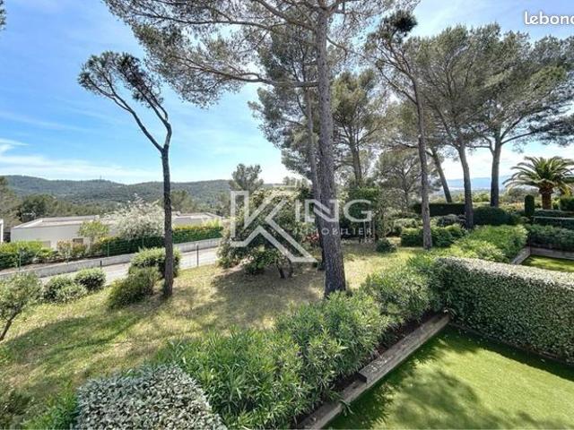 Appartement vente à Arrondissement de Draguignan, Saint-raphaël