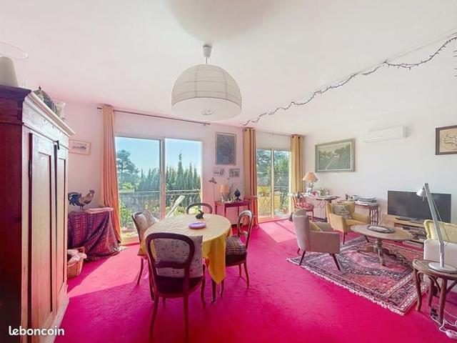 Appartement vente à Villeneuve-lès-Avignon, Gard