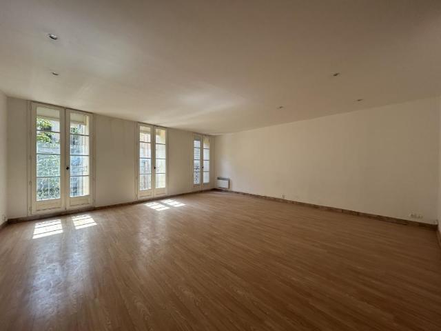 Appartement location à Basse Ville, Toulon