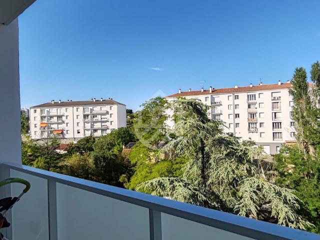 Appartement vente à Saint-Barthelemy, Bourg-lès-Valence