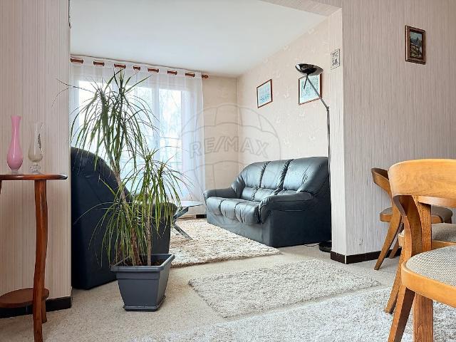 Appartement vente à Cour St Sauveur, Nevers