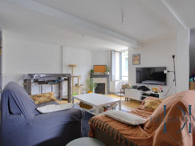 Appartement vente à Oloron-Sainte-Marie, Salies-de-béarn