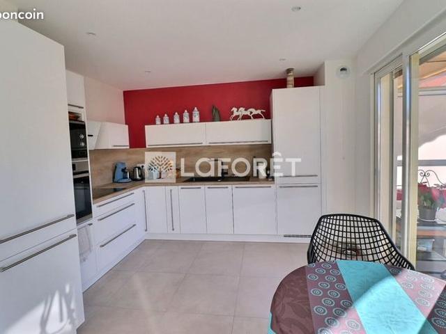Appartement vente à Arrondissement de Draguignan, Saint-raphaël