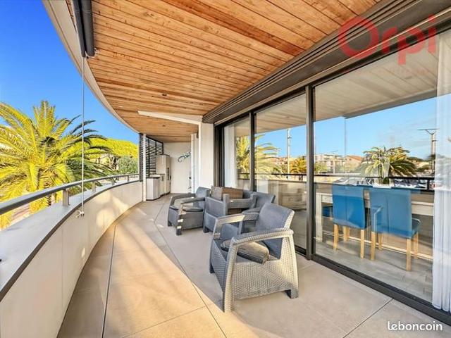 Appartement vente à Arrondissement de Draguignan, Fréjus