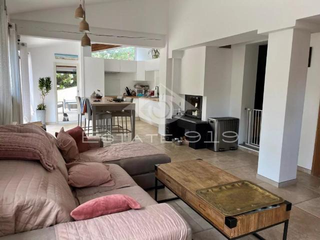 Appartement vente à Le Rouret, Alpes-Maritimes