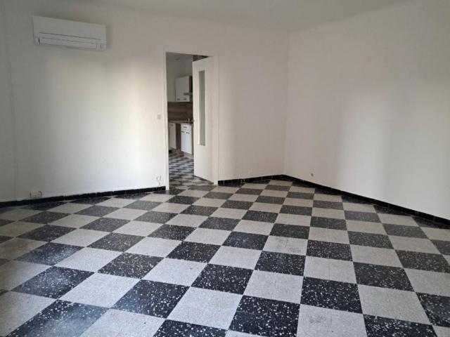 Appartement location à Nîmes, Cabrières