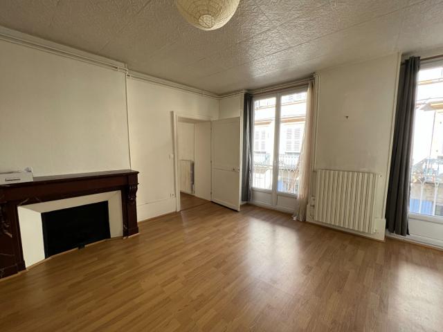 Appartement vente à Moulins, Allier