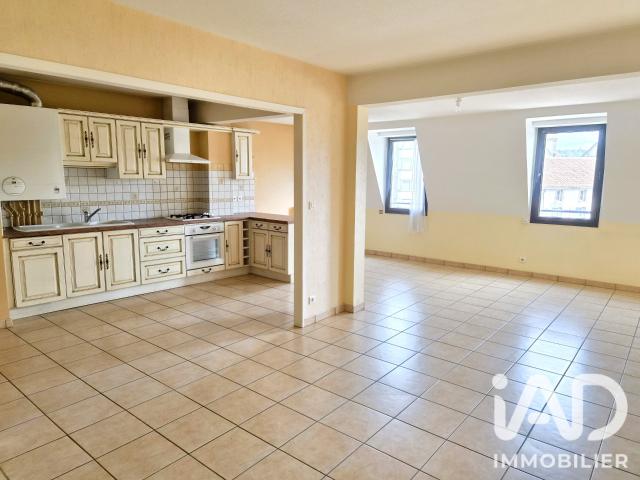 Appartement vente à Arpajon-sur-Cère, Cantal