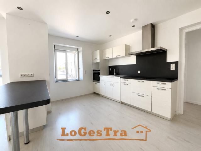 Appartement location à Neufchâteau, Vittel