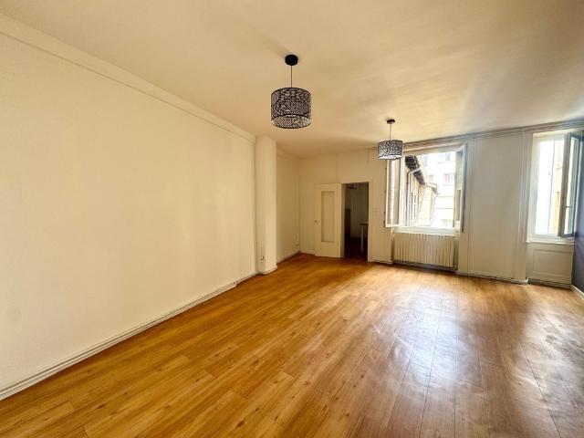 Appartement location à Saint-Étienne, Saint-etienne
