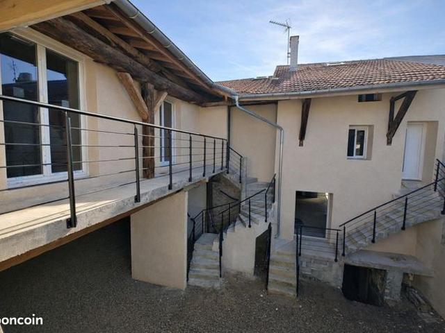 Appartement vente à La Tour-du-Pin, La Verpillière