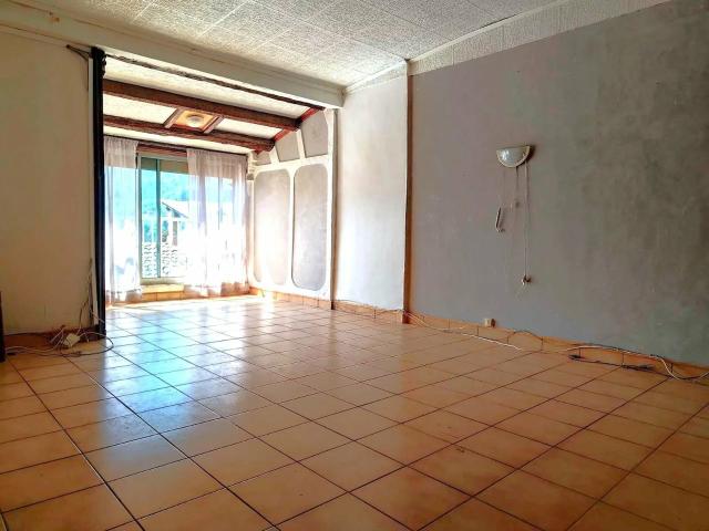 Appartement vente à Nice, Puget-théniers