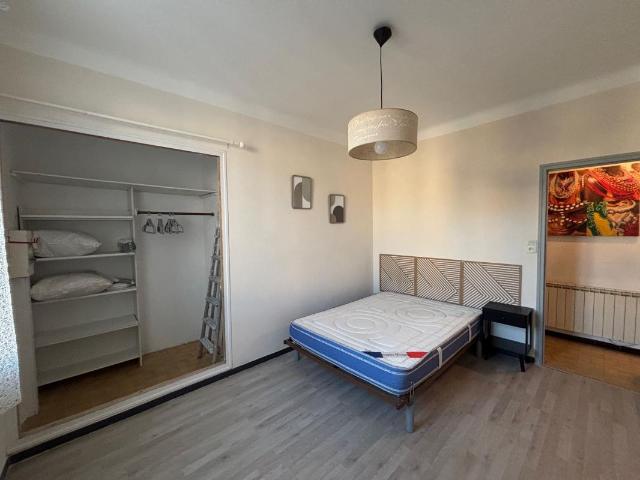 Appartement location à Nîmes, Bezouce