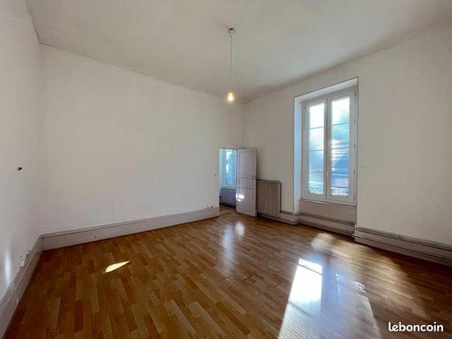 Appartement vente à Decize, Nièvre