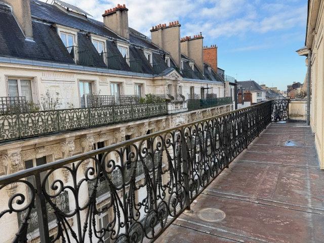Appartement vente à Parking Place du Martroi, Orléans
